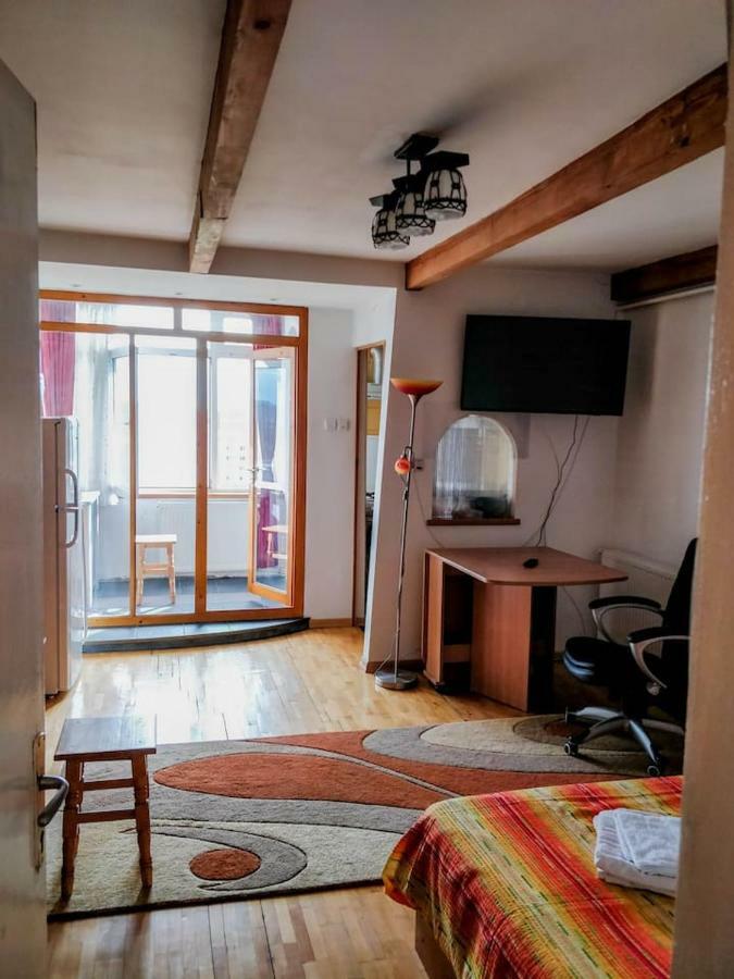 Studio Attic Appartement Braşov Buitenkant foto